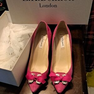 LK Bennett Fuchsia Heels with Bow Detail. Wear On Bottom